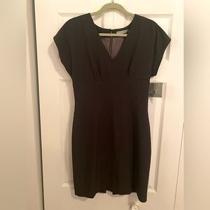 New! Chic Andrew Marc cap sleeve dark grey dress fully lined size 4